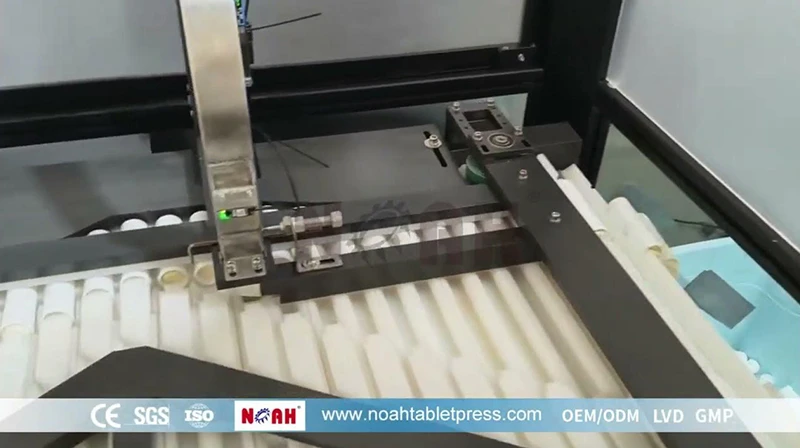 M&aacute;quina autom&aacute;tica de llenado y taponado de tubos para tabletas NTF-600 | NO&Eacute;