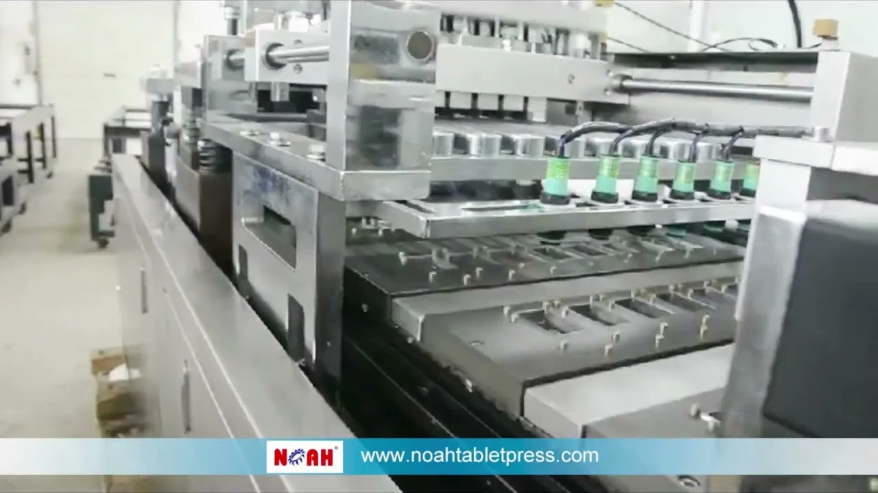 M&aacute;quina empacadora de blister de tarjetas de papel DPB-500k