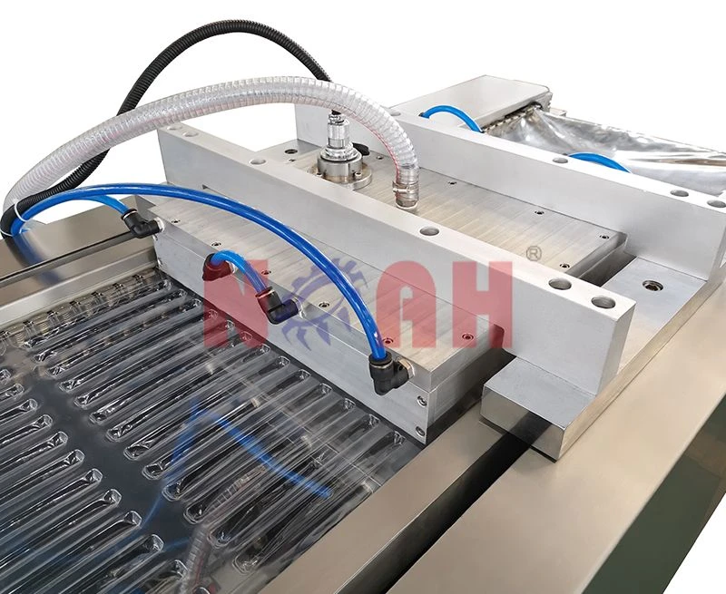 M&aacute;quina empacadora de blister de pl&aacute;stico blando de placa plana DPB-420