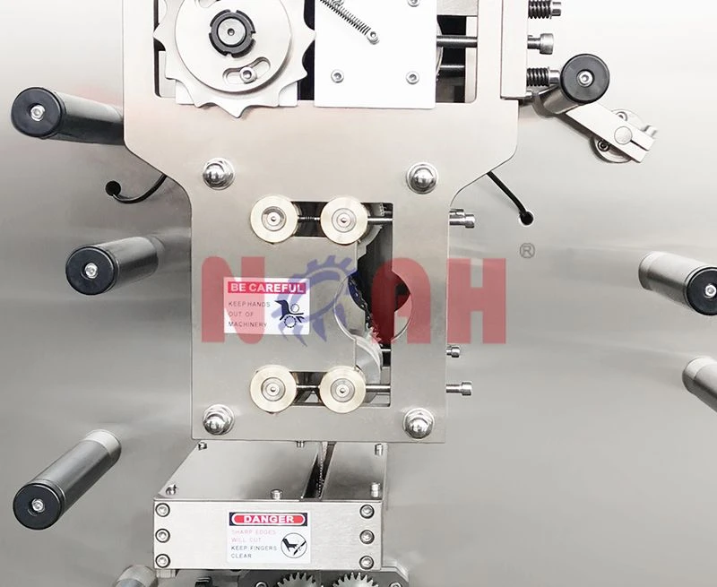 M&aacute;quina empacadora autom&aacute;tica de papel de aluminio de doble cara serie DL