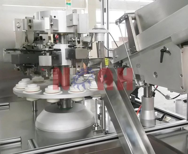 M&aacute;quina autom&aacute;tica de llenado y sellado de tubos GF-400