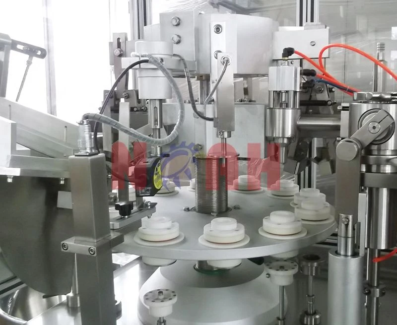 M&aacute;quina autom&aacute;tica de llenado y sellado de tubos GF-400