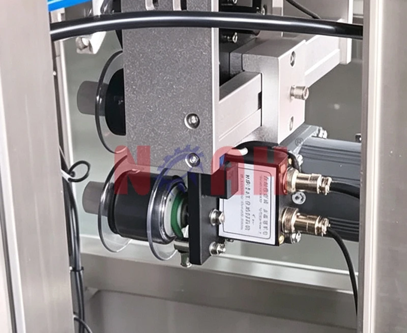 HDK-320 M&aacute;quina empacadora de bolsas con formas especiales